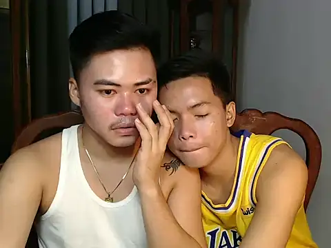 hot emman online show from September 17, 2025, 3:47 pm