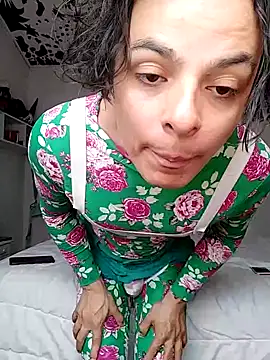 oxxy jean online show from January 12, 2026, 2:57 pm