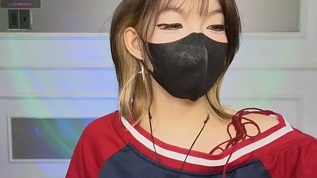      Panda      online show from April 10, 2026, 5:31 pm