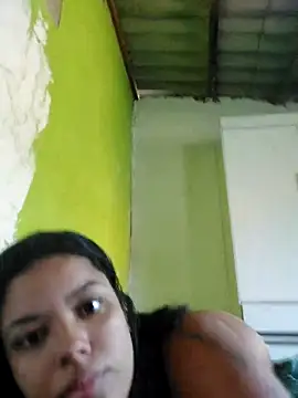 biancaalvess online show from April 24, 2026, 1:02 pm