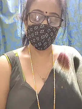 sweet-lotus online show from July 6, 2026, 4:53 pm