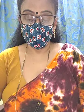 sweet-lotus online show from December 22, 2025, 3:45 pm