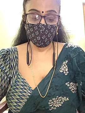 Snapshot of sweet-lotus chatting on February 2, 2026, 4:33 am sweet-lotus online show from February 2, 2026, 4:33 am