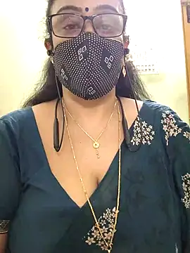 Snapshot of sweet-lotus chatting on February 11, 2026, 5:07 am sweet-lotus online show from February 11, 2026, 5:07 am