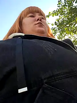 Snapshot of Miss_tits2025 chatting on October 21, 2025, 8:36 am Miss tits2025 online show from October 21, 2025, 8:36 am