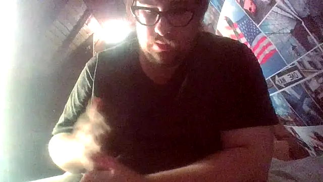 chubbyDavid1998 online show from November 11, 2025, 8:03 pm