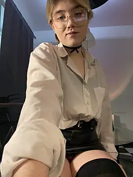 Cherry   Blossom online show from November 25, 2025, 12:05 pm