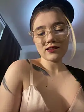 Cherry   Blossom online show from December 5, 2025, 9:08 am