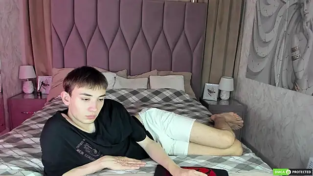 Snapshot of FelixCurtis chatting on September 23, 2025, 3:57 am FelixCurtis online show from September 23, 2025, 3:57 am