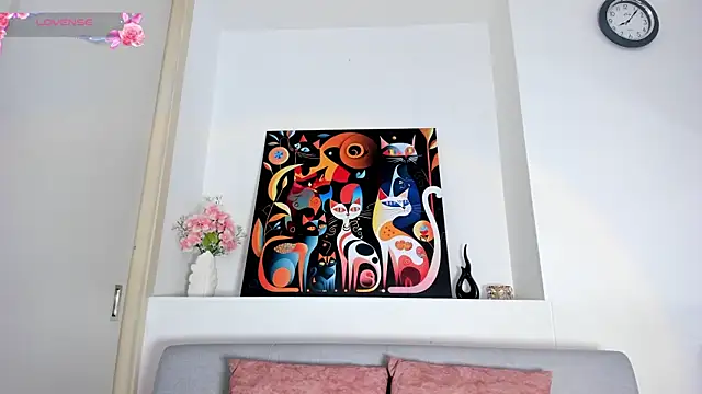 Alykass online show from October 15, 2025, 1:08 pm