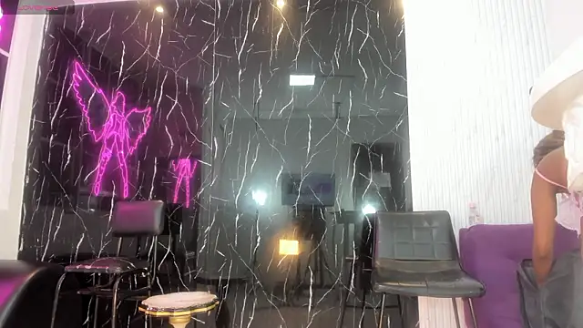 Snapshot of Nini_Beyker chatting on February 20, 2026, 11:56 am Nini Beyker online show from February 20, 2026, 11:56 am