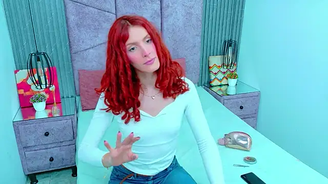 Emma Lodge online show from October 17, 2025, 7:59 pm