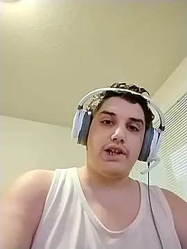 Snapshot of Breyyyyyyyy chatting on October 24, 2025, 5:01 pm Breyyyyyyyy online show from October 24, 2025, 5:01 pm