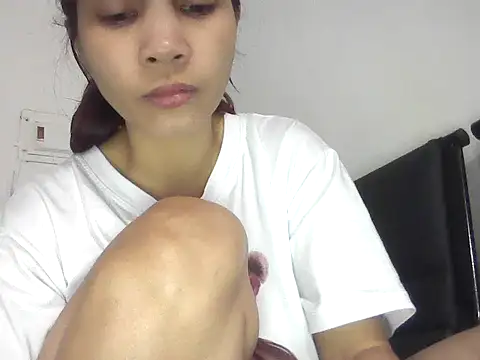 ivyloving4you online show from October 30, 2025, 12:36 pm