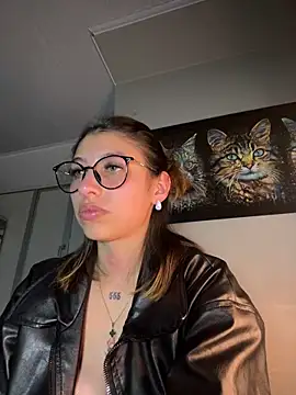 AriaBliss- online show from October 12, 2025, 3:41 am