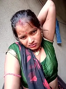 Snapshot of Neelamt12 chatting on September 16, 2025, 1:17 am Neelamt12 online show from September 16, 2025, 1:17 am