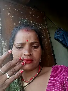 Snapshot of Neelamt12 chatting on September 9, 2025, 1:38 am Neelamt12 online show from September 9, 2025, 1:38 am