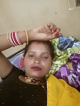 Snapshot of Neelamt12 chatting on September 13, 2025, 6:02 am Neelamt12 online show from September 13, 2025, 6:02 am