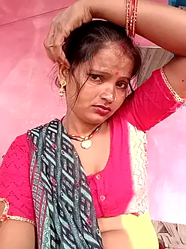 Snapshot of Neelamt12 chatting on September 18, 2025, 2:14 am Neelamt12 online show from September 18, 2025, 2:14 am