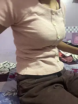 Snapshot of Sandhya_77 chatting on April 8, 2026, 6:15 am Sandhya 77 online show from April 8, 2026, 6:15 am