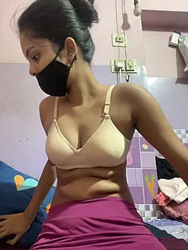 Snapshot of Sandhya_77 chatting on April 9, 2026, 6:04 am Sandhya 77 online show from April 9, 2026, 6:04 am