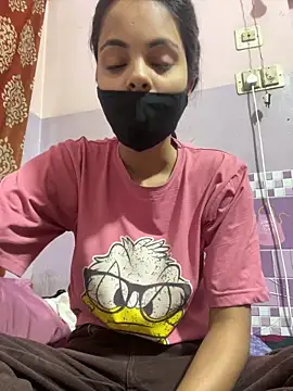 Snapshot of Sandhya_77 chatting on April 6, 2026, 6:25 am Sandhya 77 online show from April 6, 2026, 6:25 am