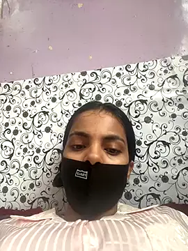 Snapshot of Sandhya_77 chatting on September 12, 2025, 5:18 am Sandhya 77 online show from September 12, 2025, 5:18 am