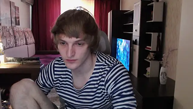 Playersuperstar online show from March 15, 2026, 12:12 pm