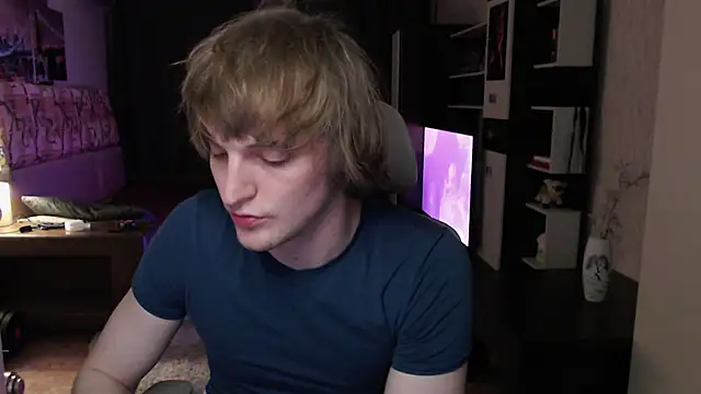 Playersuperstar online show from April 11, 2026, 9:51 pm