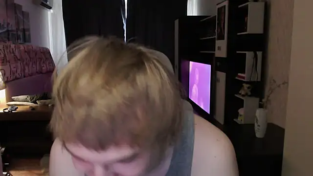 Playersuperstar online show from June 12, 2026, 1:42 pm