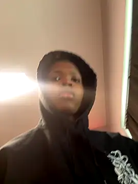 TumieSupreme online show from September 22, 2025, 6:25 pm