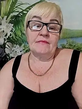 VioletSweet5566 online show from February 4, 2026, 1:06 pm