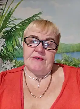 VioletSweet5566 online show from September 25, 2025, 4:46 pm