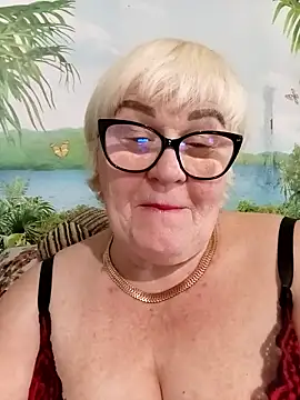 Snapshot of VioletSweet5566 chatting on May 13, 2026, 10:00 am VioletSweet5566 online show from May 13, 2026, 10:00 am