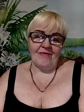 VioletSweet5566 online show from January 6, 2026, 7:23 am