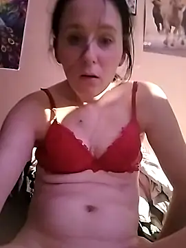 Snapshot of HardCouple33 chatting on March 27, 2026, 8:32 pm HardCouple33 online show from March 27, 2026, 8:32 pm