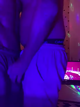 Snapshot of sr_dias chatting on February 17, 2026, 3:48 am sr dias online show from February 17, 2026, 3:48 am