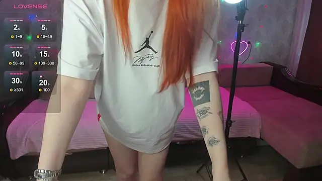 Snapshot of Molly_Kitty chatting on September 18, 2025, 2:36 am Molly Kitty online show from September 18, 2025, 2:36 am