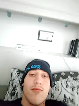 Snapshot of ASL70 chatting on September 24, 2025, 3:40 pm ASL70 online show from September 24, 2025, 3:40 pm