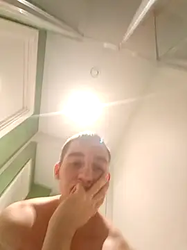 Snapshot of ASL70 chatting on October 1, 2025, 7:57 am ASL70 online show from October 1, 2025, 7:57 am