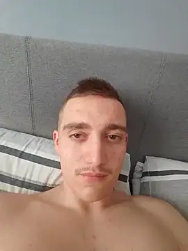 Snapshot of ASL70 chatting on September 12, 2025, 8:36 am ASL70 online show from September 12, 2025, 8:36 am