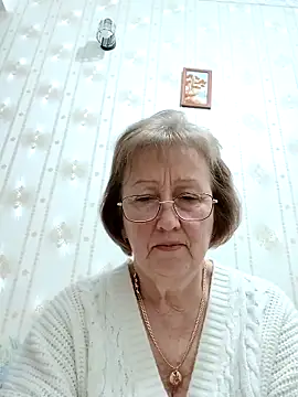 AlikaSwan5821 online show from February 10, 2026, 8:30 pm