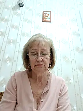 AlikaSwan5821 online show from November 7, 2025, 8:57 pm