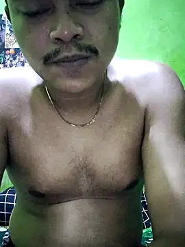 Snapshot of bagasFreedom chatting on May 24, 2026, 6:41 pm bagasFreedom online show from May 24, 2026, 6:41 pm