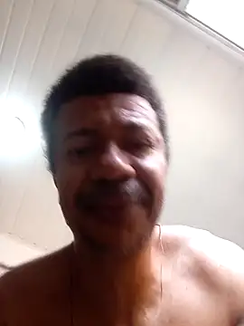 moreno25centimetro online show from November 3, 2025, 12:53 pm