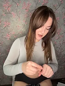 MikssMolly online show from February 9, 2026, 9:29 am