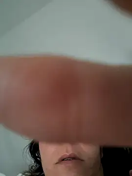 bibi perigoBr online show from November 4, 2025, 8:01 pm