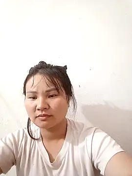 Snapshot of Heulwen-22 chatting on October 30, 2025, 9:11 pm Heulwen-22 online show from October 30, 2025, 9:11 pm