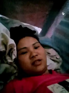 Snapshot of Heulwen-22 chatting on October 7, 2025, 12:00 am Heulwen-22 online show from October 7, 2025, 12:00 am