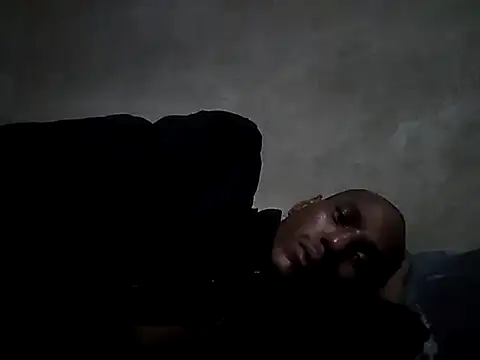 Snapshot of Nwanayuuu chatting on November 7, 2025, 4:06 am Nwanayuuu online show from November 7, 2025, 4:06 am